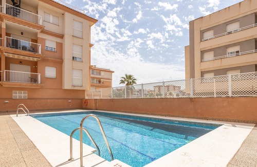Calahonda Apartment | Holiday Apartment "Pionono Uno" with Sea View, Shared Pool & Wi-Fi