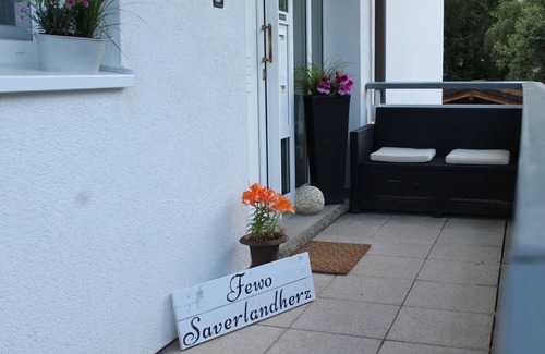 Lennestadt Apartment | Holiday Apartment Sauerlandherz with Balcony and Wi-Fi