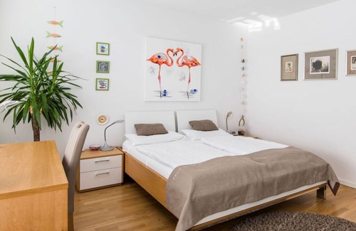 Schutzenplatz Apartment | Holiday apartment storage district
