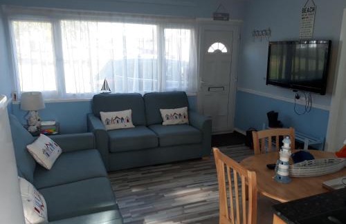 Great Yarmouth Ski Chalet | Holiday at Hemsby