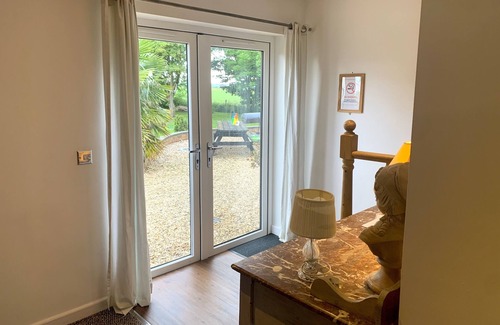 Louth Cottage | Holiday Cottages with Pool, Sleeps 6