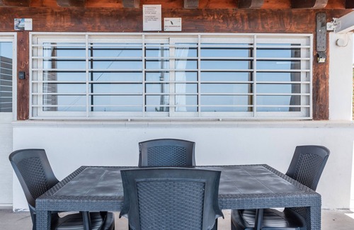 Realmonte Apartment | Holiday Home 'Abbacari 1' with Sea View, Wi-Fi and Air Conditioning