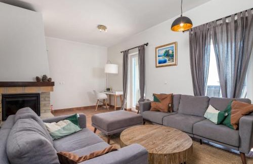 Martina House | Holiday Home Albertina-2 by Interhome