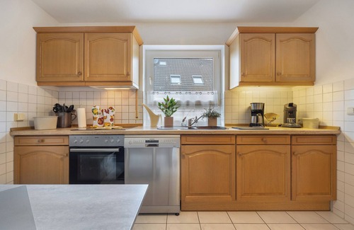 Wietze House | Holiday Home 'Am Waldrand' with Private Terrace and Private Garden