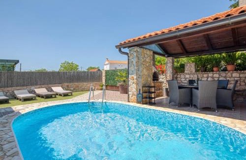 Polje House | Holiday Home Ana by Interhome