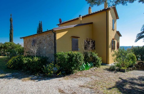 Riparbella House | Holiday Home Bellavista by Interhome
