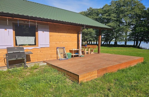 Szczecinek House | Holiday Home by Lake Wierzchowo with Boats