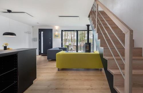 Wiselka House | Holiday Home by Lake Wise ka, Near Baltic Beach, cleaning included