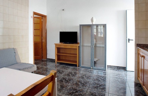 Mogan Apartment | Holiday Home "Casa Almendro" with Mountain View, Pool & Wi-Fi