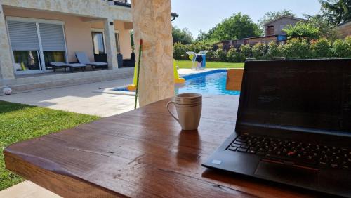 Nedescina Villa | Holiday home Casa Copa