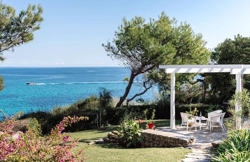 Provensals House | Holiday Home 'Casa Masti' with Sea View, Wi-Fi and Air Conditioning