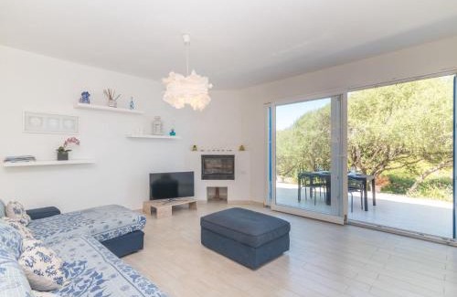Aglientu House | Holiday Home Contraruia by Interhome