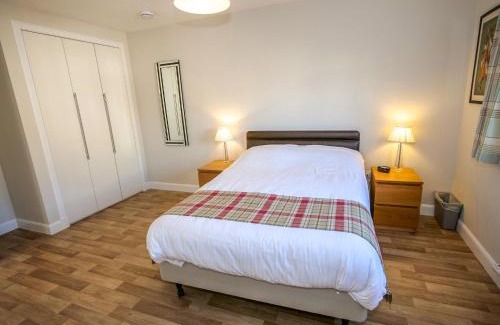 Kinross House | Holiday Home Devonvale Place by Interhome