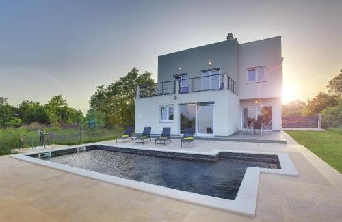 Marcana House | Holiday Home Dvori