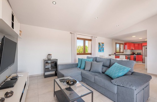 Buger Villa | Holiday Home “El Rafal de Son Alberti” with Mountain View, Air Conditioning and Pool