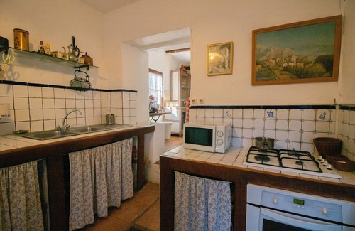 Levie House | Holiday Home 'Ferme I Frassedi' with Private Garden and Wi-Fi