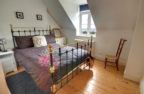Lynmouth House | Holiday Home Ferndale House by Interhome