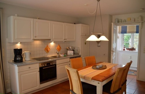 Oldsum House | Holiday home for 5 guests with 90m² in Oldsum (105487)