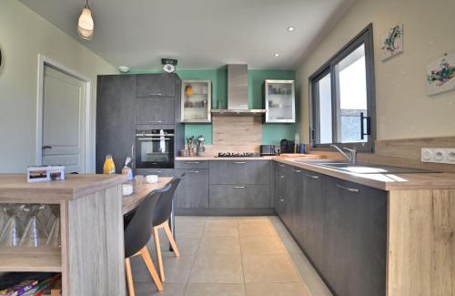 Le Chateau-d'Oleron House | Holiday Home L'Antioche by Interhome