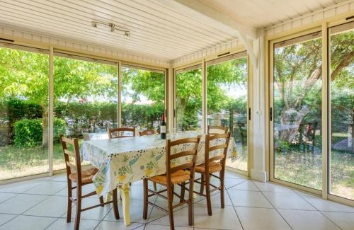 Vendays-Montalivet House | Holiday Home La Côte d'Argent by Interhome