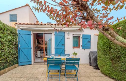 Saint-Palais-sur-Mer House | Holiday Home Bois Soleil by Interhome