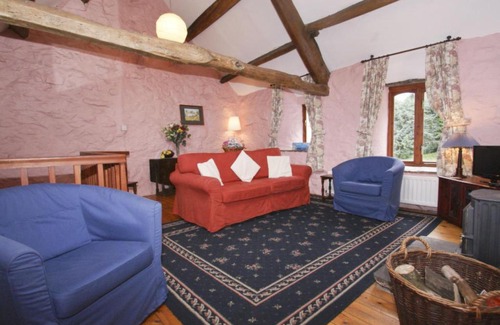 Alston House | Holiday Home Ghyll Burn Cottage by Interhome