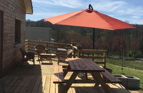 Givonne House | Holiday Home 'Gîte Le Clos Du Bannet' with Wi-Fi