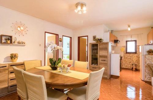 Sveti Lovrec House | Holiday Home Glavica by Interhome