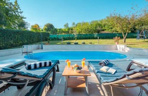 Beram House | Holiday Home Hacienda by Interhome