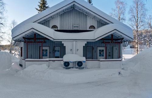 Kehys-Kainuu House | Holiday Home Hallantytär a2 paritalo by Interhome