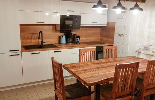 Cerny Dul House | Holiday Home Holiday Hill 54 by Interhome
