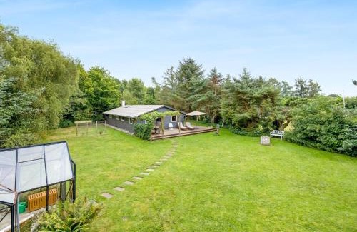 Hou House | Holiday Home Horsten - from the sea by Interhome