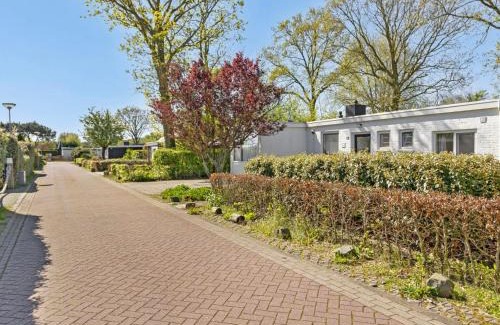 Groot Valkenisse House | Holiday Home in Biggekerke near Seabeach, cleaning included