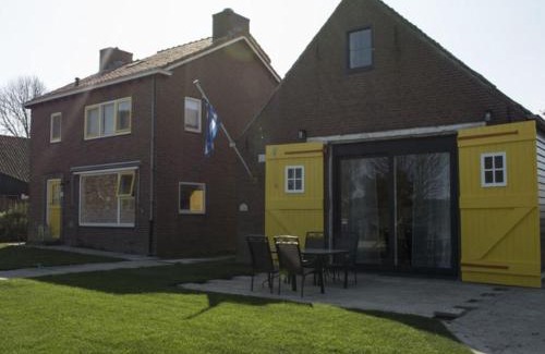 Biggekerke House | Holiday Home in Biggekerke near the Beach