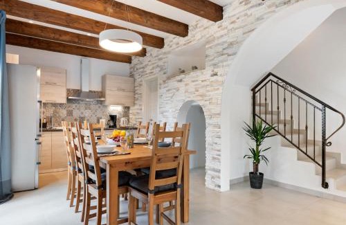 Lanisce House | Holiday Home in Buzet with Terrace