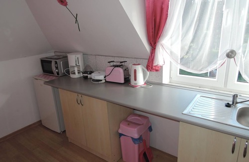 Dziwnowek Apartment | Holiday Home in Dziwnówek near Clean Beach