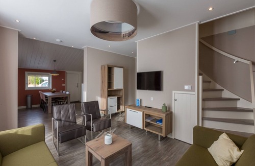 Municipality of Veere House | Holiday Home in Oostkapelle near Beach