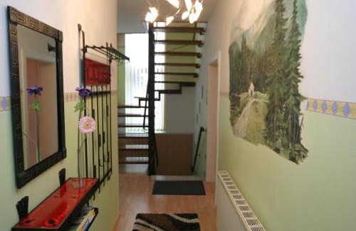 Rennweg am Katschberg House | Holiday Home in Rennweg near Ski Slopes