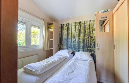 Voorthuizen House | Holiday Home in Voorthuizen near Veluwe Forest