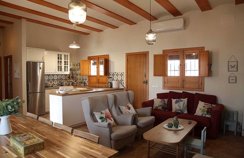 Montellano House | Holiday Home "Jyv" with Mountain View, Pool & Wi-Fi