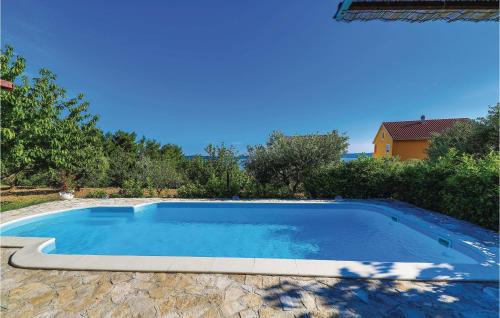 Kastel Kambelovac House | Holiday Home Kastel Kambelovac With Sea View I