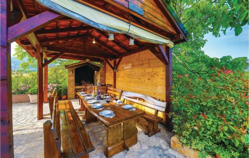 Kastel Novi House | Holiday Home Kastel Stari With Fireplace 12