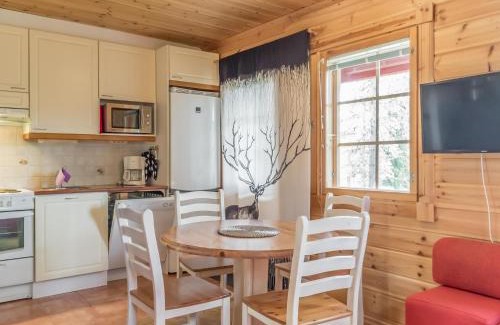 Akaslompolo House | Holiday Home Kuerkartano 4-aarre by Interhome