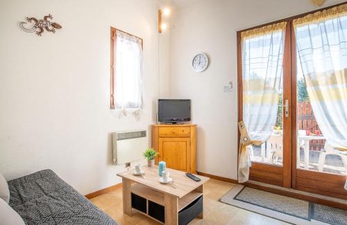 Sainte-Marie-la-Mer House | Holiday Home Lou Cantalou by Interhome