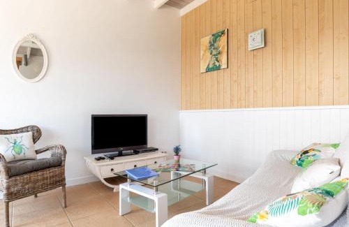 Loupiac House | Holiday Home L'Orme by Interhome