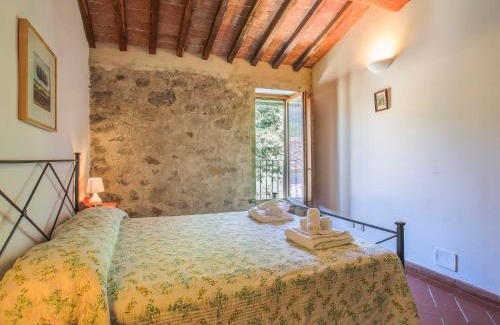 Sesto Fiorentino House | Holiday Home Le Ginestre by Interhome