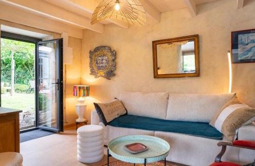 Carnac House | Holiday Home Le Nid du Soleil by Interhome