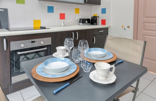 Batz-sur-Mer House | Holiday Home 'Le Refuge Salin Duplex' with Private Garden and Wi-Fi