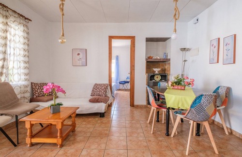 Vinaros House | Holiday Home 'Marblau 1' close to the Beach with Pool & Wi-Fi