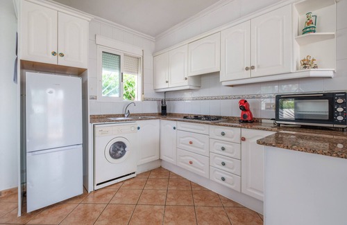 Vinaros House | Holiday Home 'Marblau 4' close to the Beach with Pool & Wi-Fi